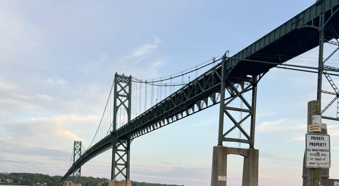 Mount Hope Bridge close