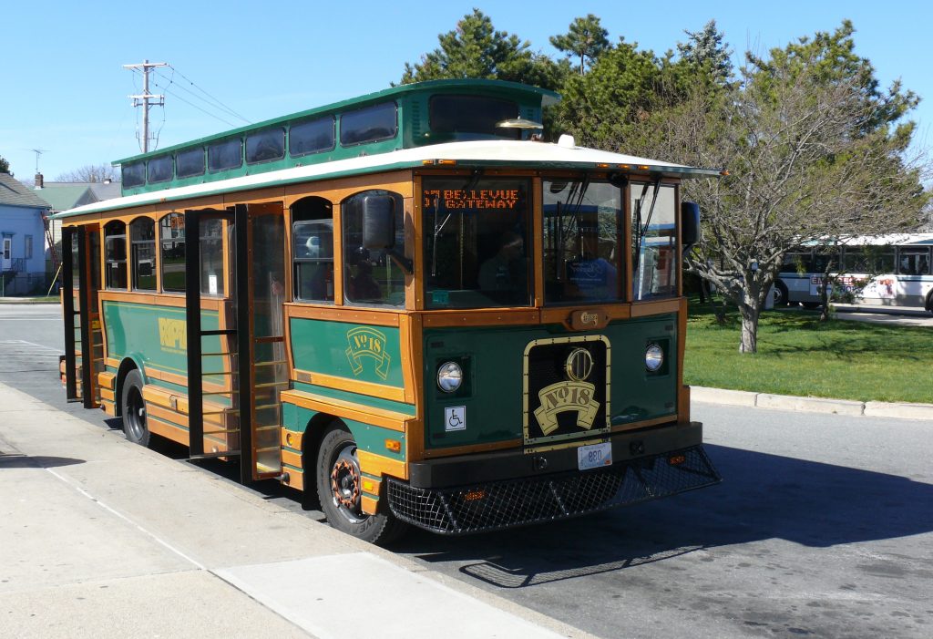 RIPTA postpones vote on major service cuts