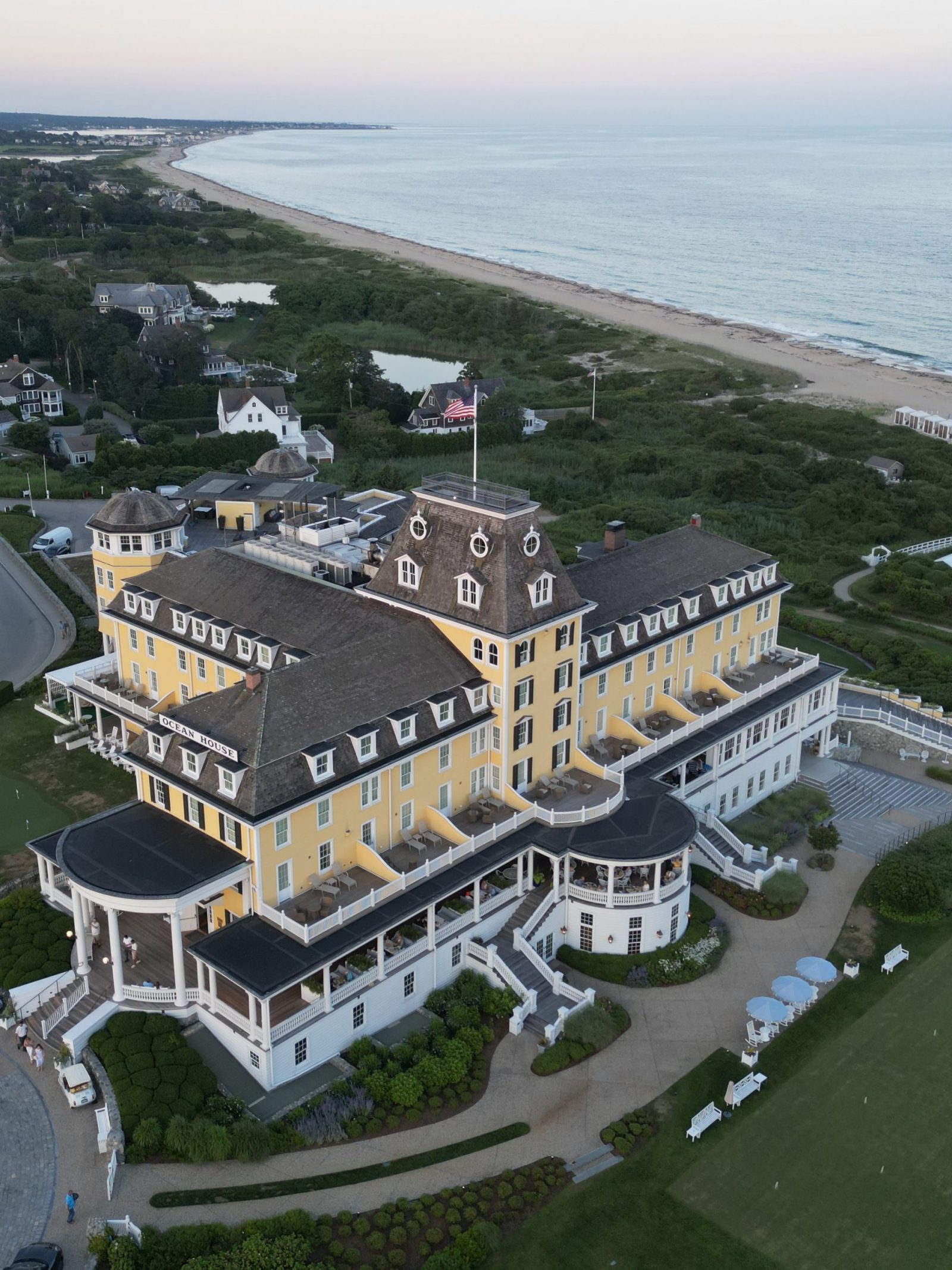 Taylor Swift reportedly having wedding in Rhode Island