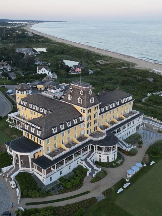 Taylor Swift reportedly having wedding in Rhode Island